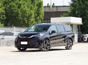 Toyota Granvia 2024 Hybrid