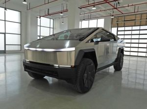 tesla cybertruck 2024 Electric