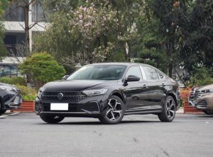 volkswagen passat 2024 Petrol