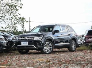 volkswagen teramont 2024 Petrol