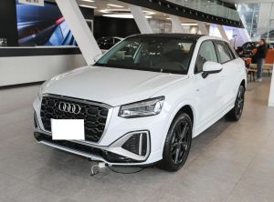 audi q2l 2024 Petrol