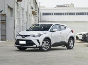 toyota c-hr 2023 Petrol