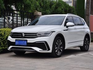 volkswagen tiguan l 2023 Petrol