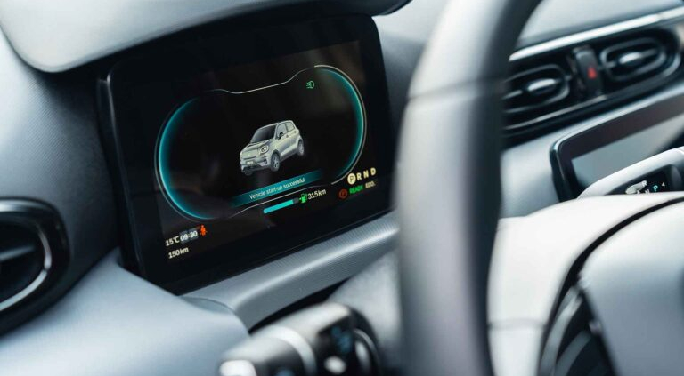 The Role of Technology in Modern Chinese Automobiles