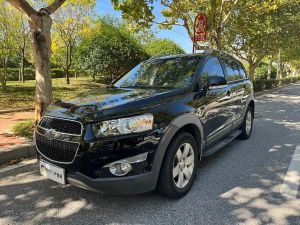 chevrolet captiva 2013 Petrol