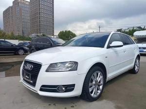 Audi  2010 Petrol