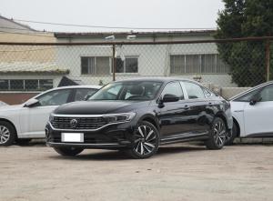 volkswagen passat 2023 Petrol