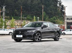 volkswagen passat 2023 Petrol
