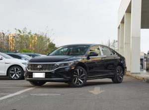 volkswagen passat 2023 Petrol