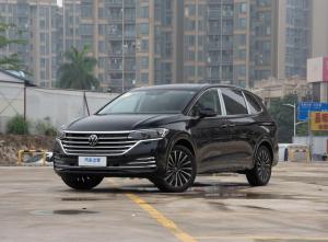 volkswagen viloran 2023 Petrol