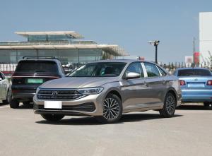 volkswagen sagitar 2023 Petrol