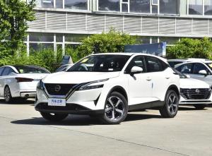nissan qashqai 2023 Petrol