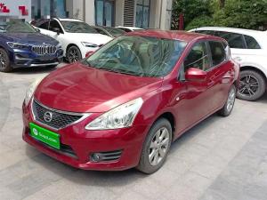 nissan  tiida 2015 Petrol