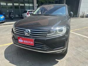 volkswagen touareg 2018 Petrol