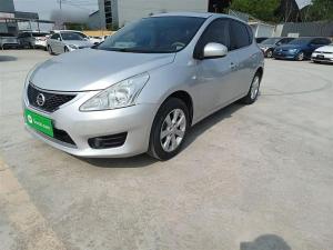 nissan  tiida 2014 Petrol