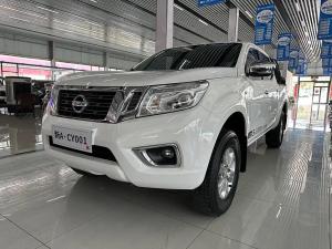 nissan navara 2017 Petrol