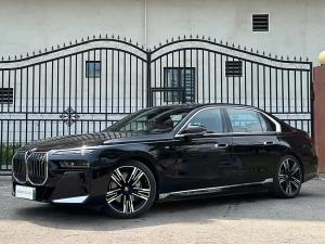 bmw i7 2023 Electric