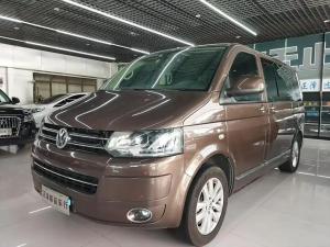 volkswagen multivan 2015 Petrol