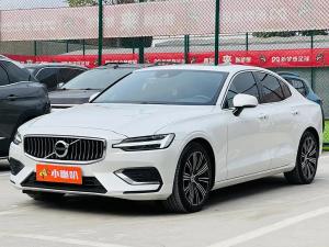 volvo s60 2021 Petrol