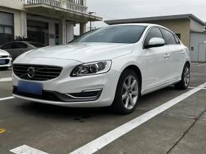 volvo s60 2017 Petrol