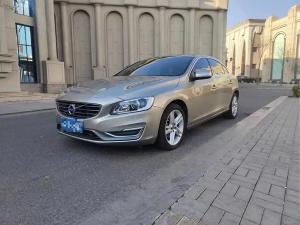 volvo s60 2015 Petrol