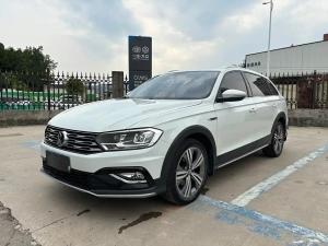 volkswagen c-trek 2019 Petrol