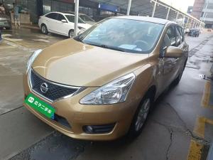 nissan  tiida 2015 Petrol