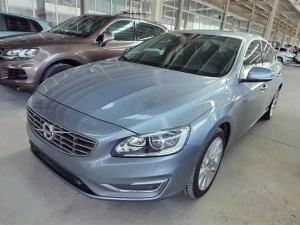 volvo s60 2017 Petrol