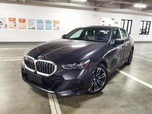 BMW  2024 Hybrid