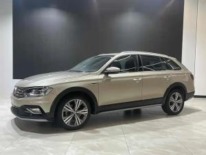 volkswagen c-trek 2019 Petrol
