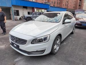 volvo v60 2014 Petrol