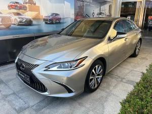 lexus es 2019 Petrol