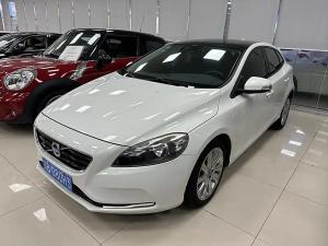volvo v40 2013 Petrol