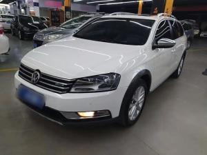 Volkswagen  2014 Petrol