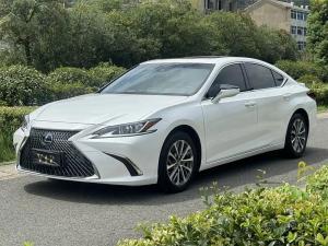 lexus es 2022 Hybrid