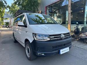 volkswagen multivan 2019 Petrol