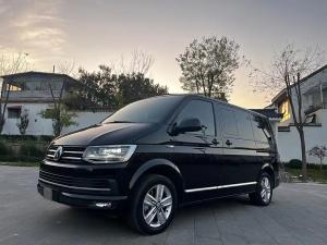 volkswagen multivan 2017 Petrol