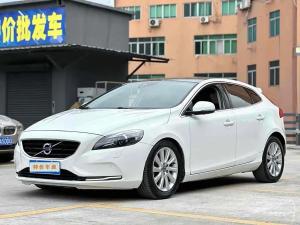 volvo v40 2013 Petrol