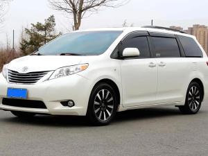 toyota sienna 2018 Petrol