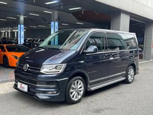 volkswagen multivan 2019 Petrol