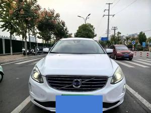 volvo xc60 2017 Petrol