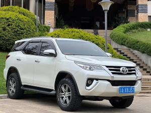 toyota fortuner 2017 Petrol