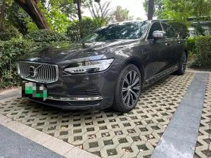 Volvo  2022 Plug-in Hybrid