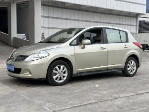 nissan  tiida 2009 Petrol