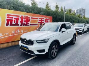 volvo xc40 2020 Petrol
