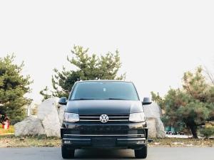 volkswagen multivan 2018 Petrol