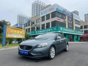 volvo v40 2013 Petrol