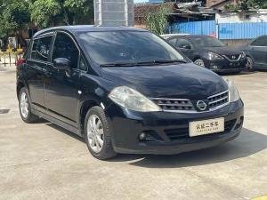 nissan  tiida 2011 Petrol