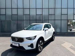 volvo xc40 2023 Hybrid