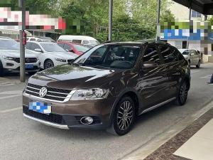 Volkswagen Cross Lavida 2014 Petrol